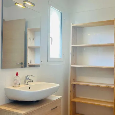 T3 Avec Parking, Wifi Et Clim - 1,5 Km De La Plage A Rousse - Fr-1-63-320 Appartamento LʼÎle-Rousse
